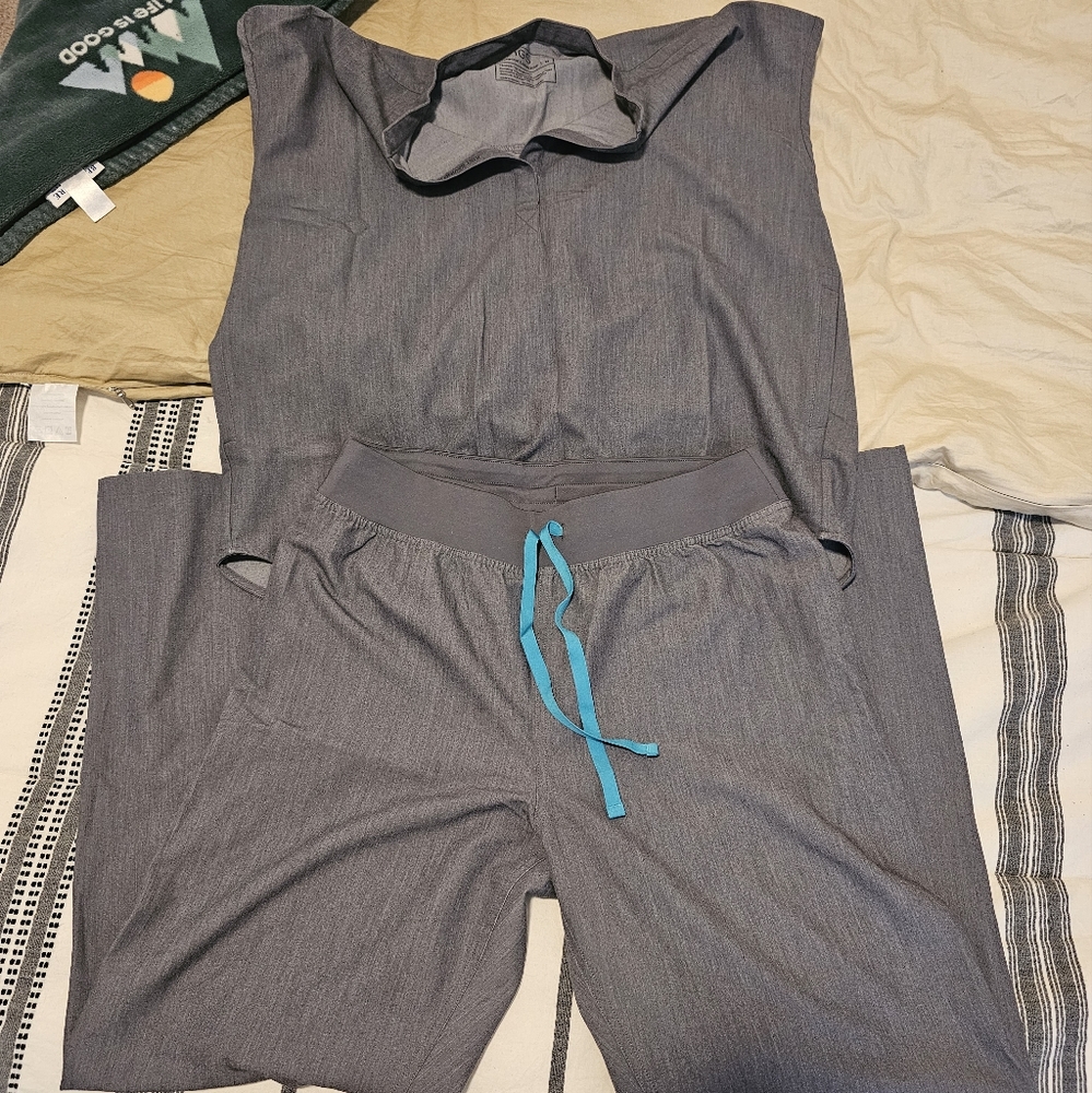 M/L 🩶 Graphite Figs set